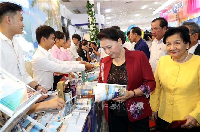 Chủ tịch Quốc hội dự khai mạc Hội chợ Du lịch Quốc tế Cần Thơ 2019