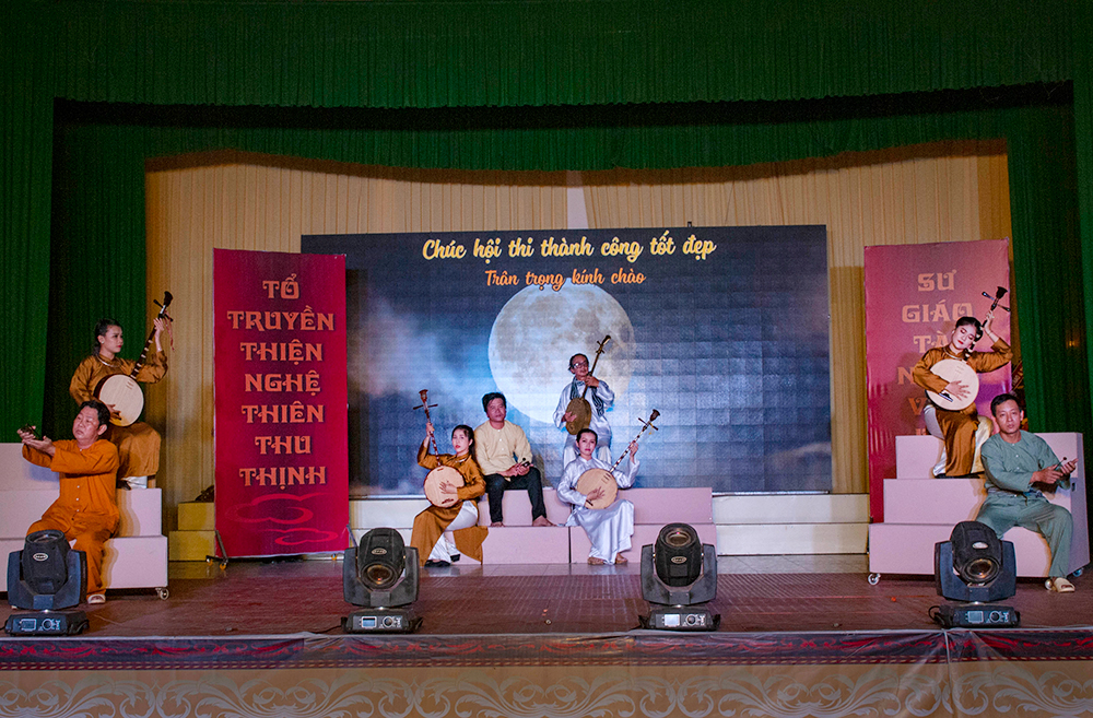 Trung tâm Văn hóa nghệ thuật An Giang: Diễn báo cáo vở cải lương tham dự Hội thi sân khấu cải lương Hương sắc Cửu Long Trung tâm Văn hóa nghệ thuật An Giang: Diễn báo cáo vở cải lương tham dự Hội thi sân khấu cải lương Hương sắc Cửu Long