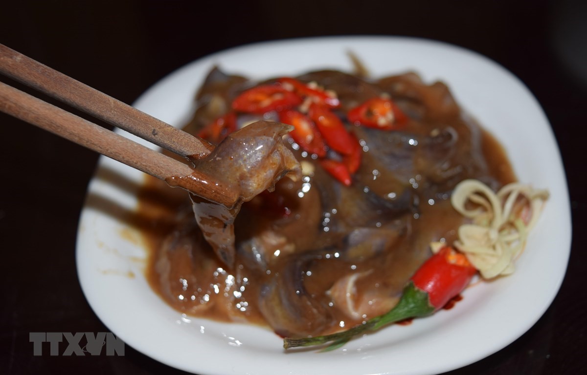 Thưởng thức mắm cá chốt - đặc sản của vùng đất Đồng Tháp