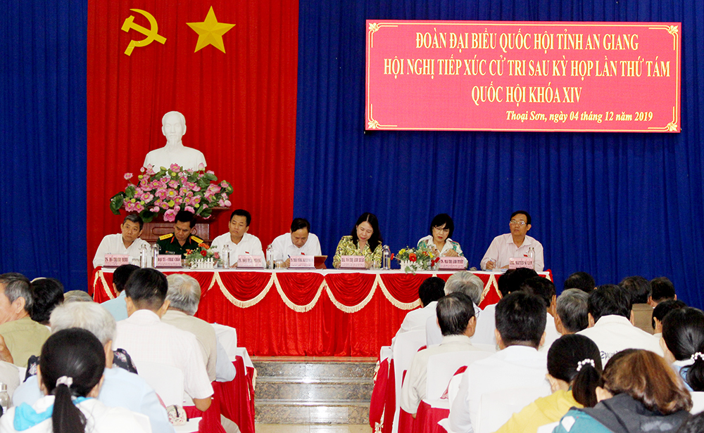 Đại biểu Quốc hội tiếp xúc cử tri sau kỳ họp thứ 8, Quốc hội khóa XIV