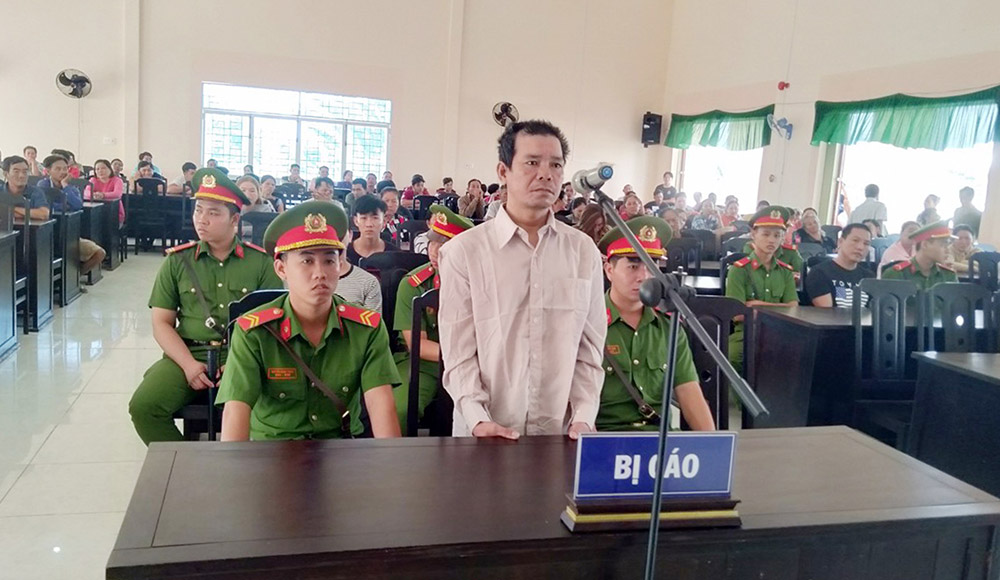 Lợi dụng sơ hở chiếm đoạt xe môtô