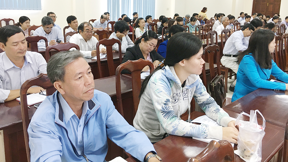 Đảng ủy Khối Cơ quan và Doanh nghiệp: Bồi dưỡng nghiệp vụ tuyên truyền miệng Đảng ủy Khối Cơ quan và Doanh nghiệp: Bồi dưỡng nghiệp vụ tuyên truyền miệng