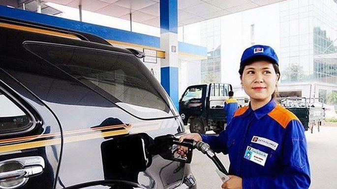 Giá xăng sẽ giảm nhẹ vào ngày mai