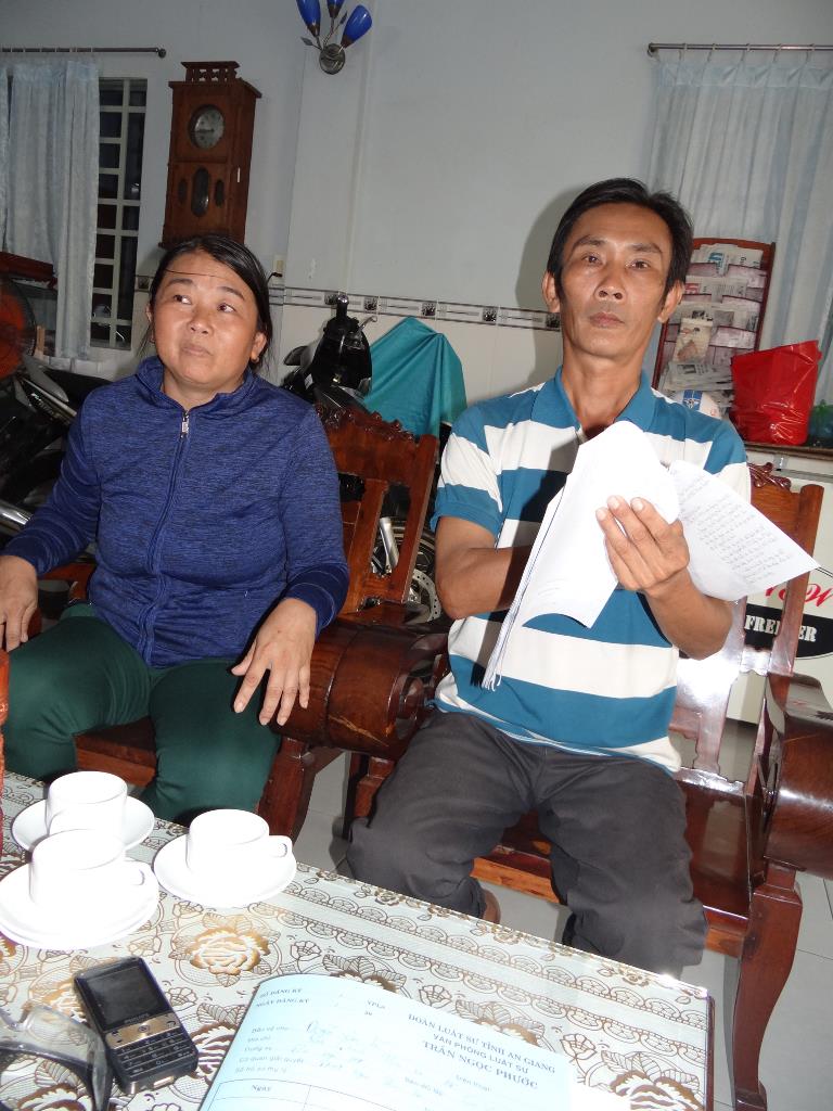 Được quyền khởi kiện hoặc yêu cầu địa phương giải quyết vụ việc