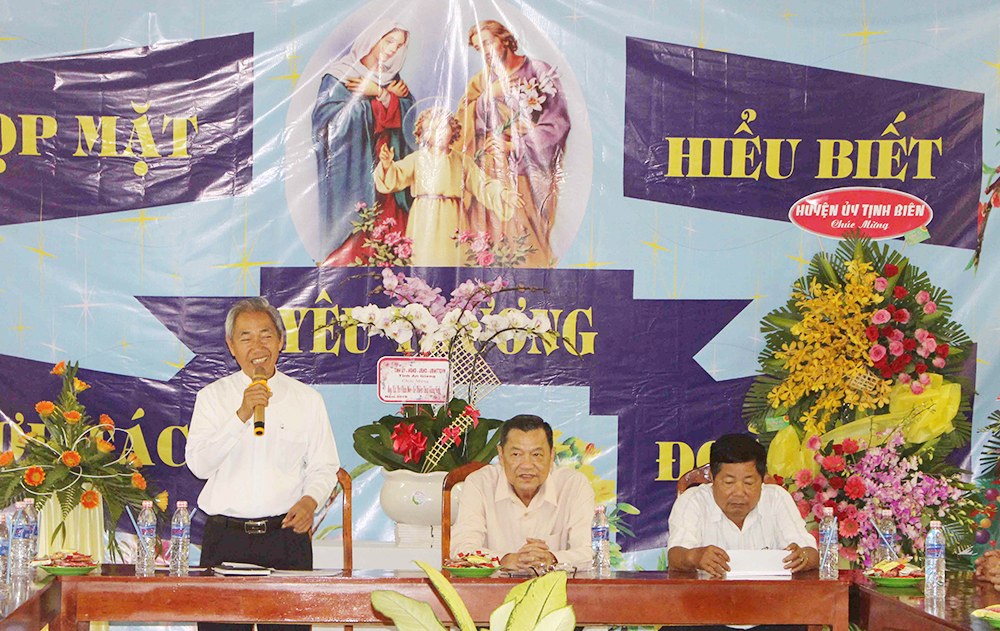 Phó Bí thư Thường trực Tỉnh ủy Võ Anh Kiệt dự Họp mặt truyền thống Giáo hạt Châu Đốc 2019