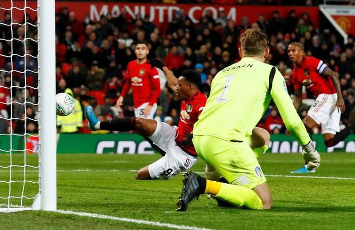Man City hẹn quyết đấu Man United ở bán kết Cúp Liên đoàn