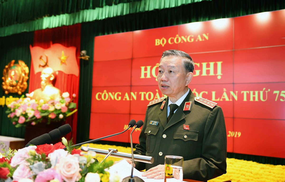 Bộ trưởng Tô Lâm: Triệt xóa bằng được các băng, nhóm tội phạm Đại tướng Tô Lâm, Ủy viên Bộ Chính trị, Bí thư Đảng ủy Công an Trung ương, Bộ trưởng Bộ Công an phát biểu. (Ảnh: Doãn Tấn/TTXVN)