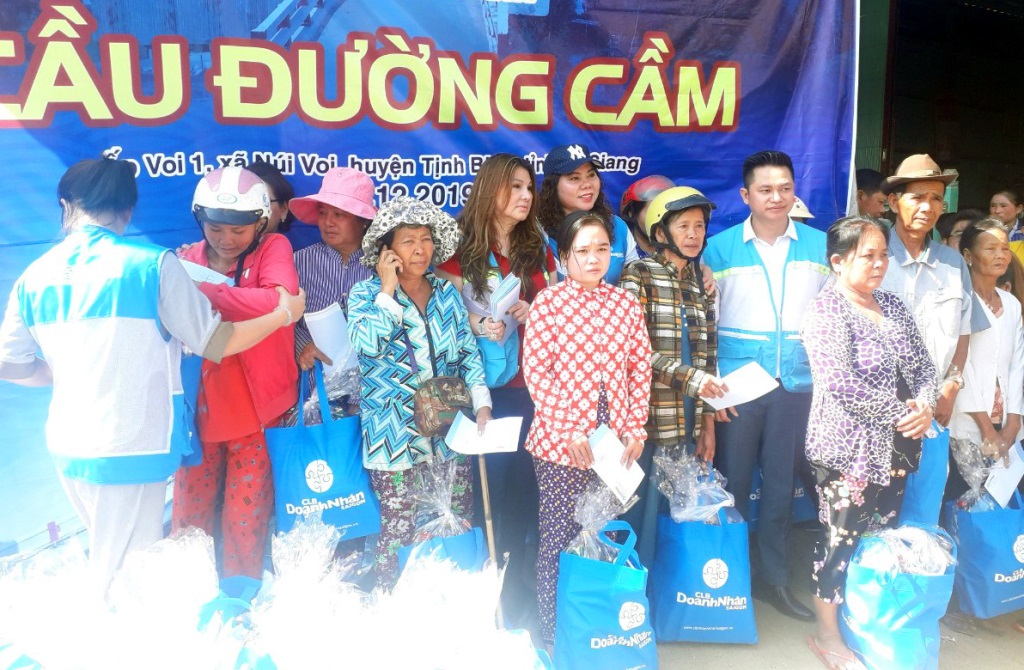 Khánh thành cầu Đường Cầm xã Núi Voi
