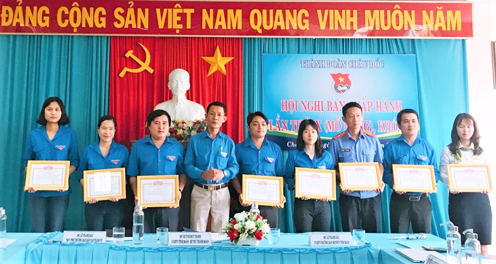 Thành đoàn Châu Đốc tổng kết công tác Đoàn và phong trào thanh, thiếu nhi