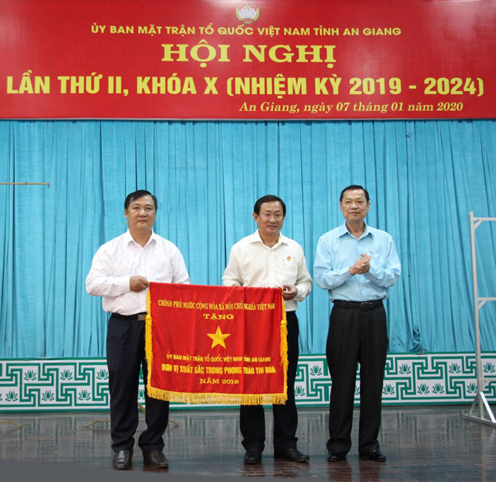 Công tác mặt trận góp phần xây dựng, củng cố khối đại đoàn kết dân tộc