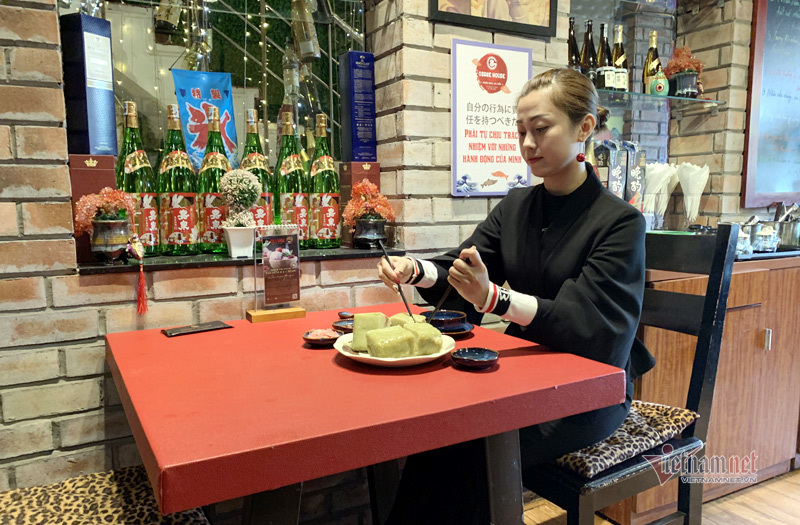 Hương vị khó tả bánh chưng trà xanh nhân cá hồi Na Uy