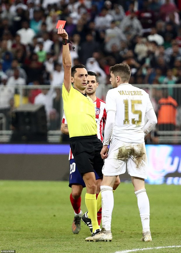 Real Madrid giành Siêu cúp sau loạt sút luân lưu may rủi