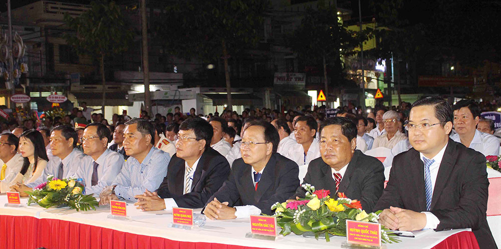 TX. Tân Châu kỷ niệm 10 năm thành lập và đón nhận quyết định công nhận trở thành đô thị loại III