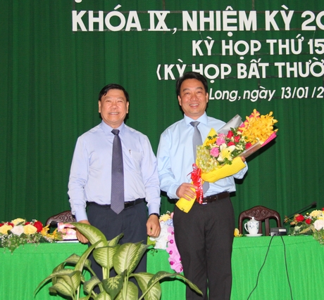 Ông Lữ Quang Ngời được bầu làm Chủ tịch UBND tỉnh Vĩnh Long