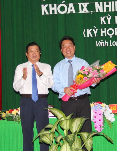 Ông Lữ Quang Ngời được bầu làm Chủ tịch UBND tỉnh Vĩnh Long
