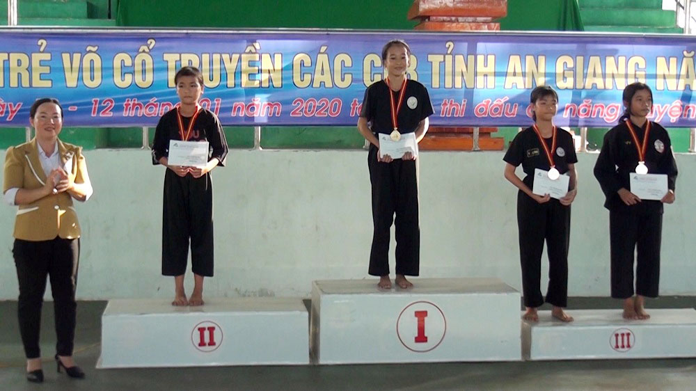 Huyện Chợ Mới đoạt hạng nhất Giải trẻ võ cổ truyền các CLB tỉnh An Giang
