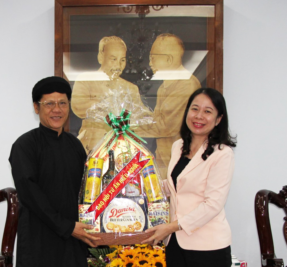 Bí thư Tỉnh ủy An Giang Võ Thị Ánh Xuân tiếp Ban Đại diện Đạo hội Tứ Ân Hiếu Nghĩa chúc Tết