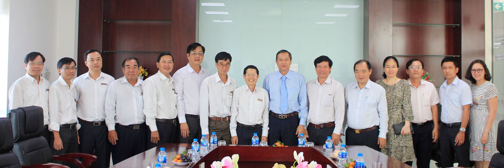 Phó Chủ tịch UBND tỉnh An Giang Lê Văn Nưng thăm và chúc Tết doanh nghiệp trên địa bàn TP. Long Xuyên