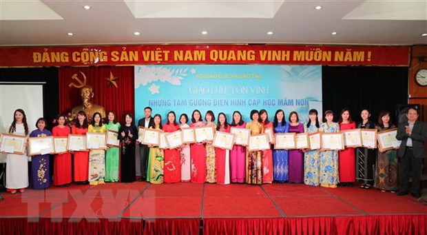 Bộ Giáo dục và Đào tạo tôn vinh 127 giáo viên mầm non tiêu biểu