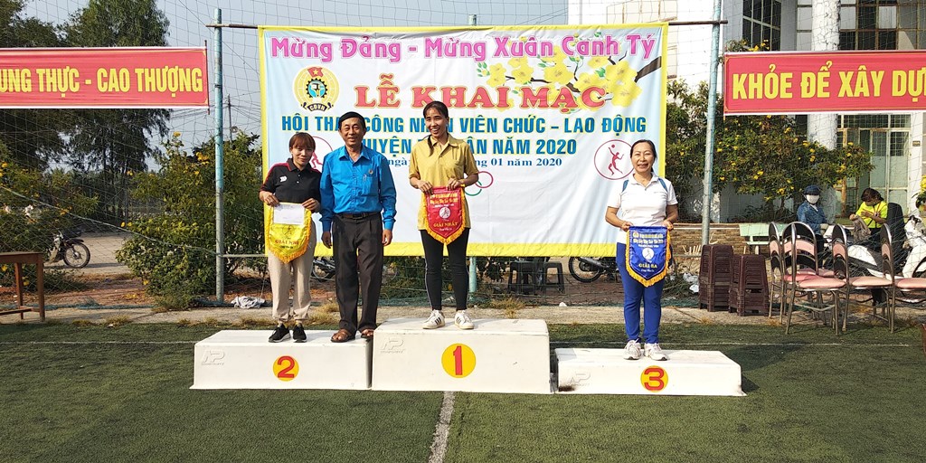 Sôi nổi hội thao công nhân, viên chức, lao động huyện Phú Tân mừng Đảng – mừng Xuân Canh Tý 2020