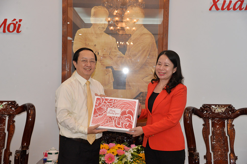 Đại học Quốc gia TP. Hồ Chí Minh thăm, chúc Tết Tỉnh ủy An Giang