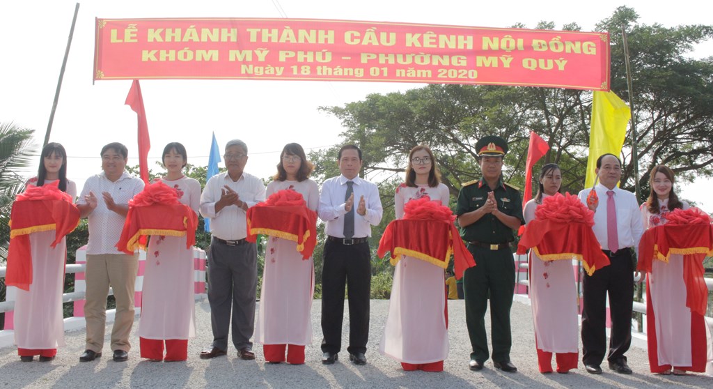 Khánh thành cầu Kênh Đào và Kênh Nội đồng