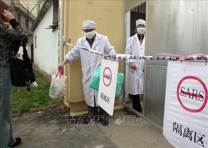Chuyên gia dự báo số người nhiễm virus viêm phổi lạ ở Trung Quốc lên đến hơn 1.000 người