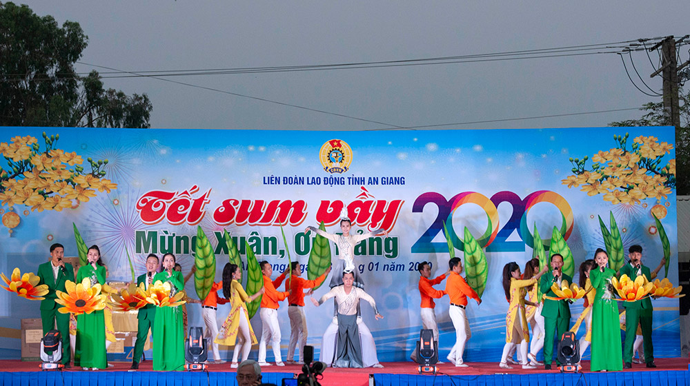 Liên đoàn Lao động tỉnh An Giang tổ chức Chương “Tết sum vầy” mừng Xuân, ơn Đảng năm 2020