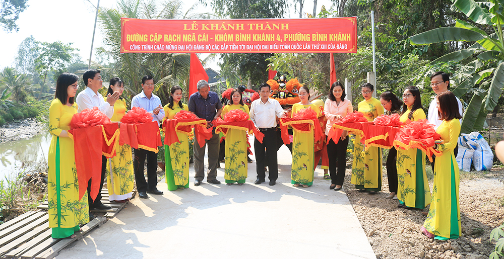 TP. Long Xuyên khánh thành nhiều công trình trong những ngày đầu năm mới