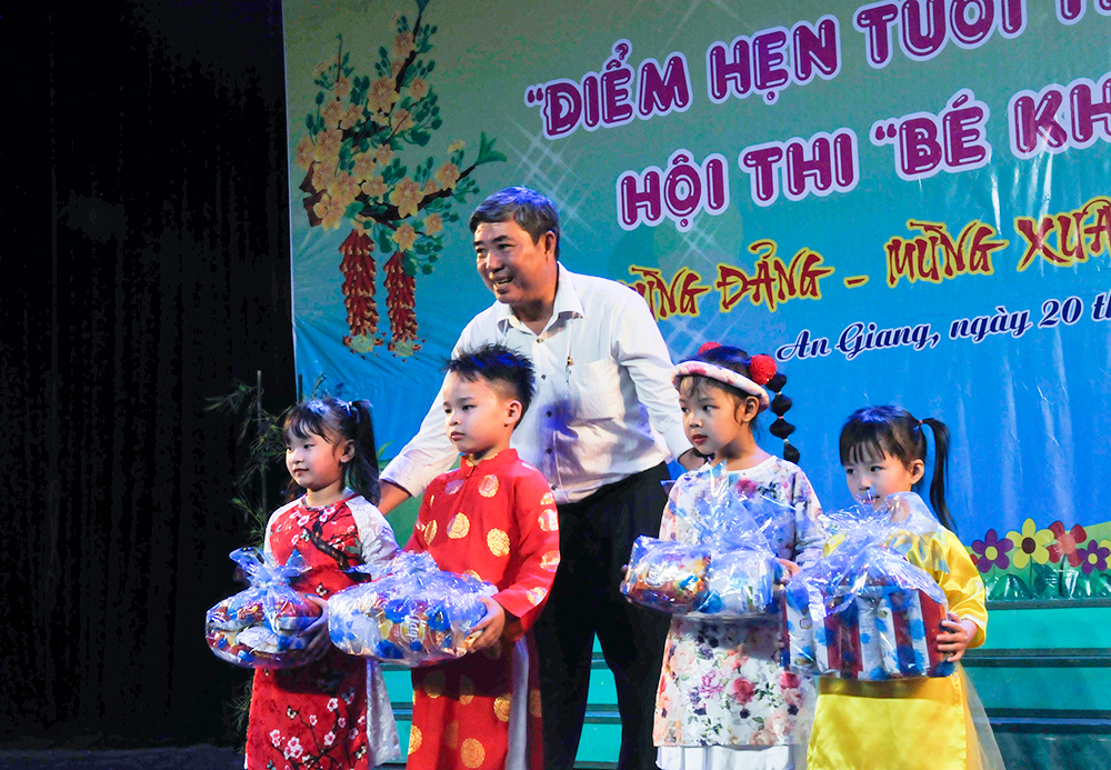 Trường Mầm non Sen Hồng - Nhà Thiếu nhi An Giang tổ chức Hội thi bé khỏe, bé đẹp mừng Xuân Canh Tý 2020