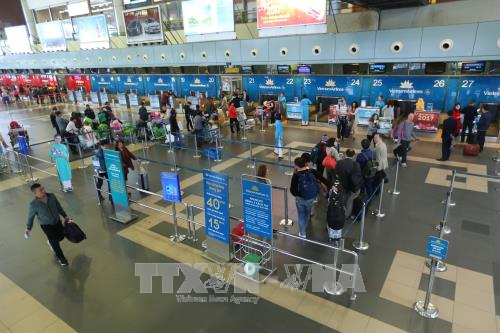 Giám sát chặt tại các sân bay qua camera an ninh