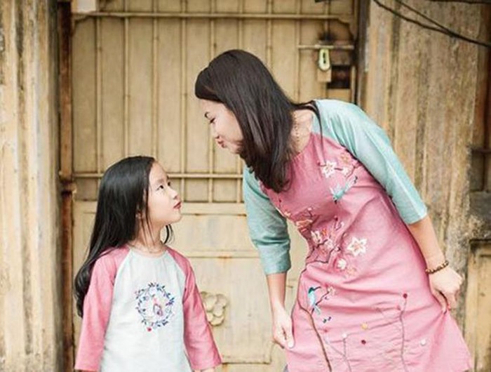 10 bí quyết phối đồ khi diện áo dài giúp bạn nổi bật rạng ngời