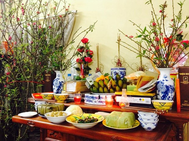Bàn thờ gia tiên - nơi hội tụ những giá trị thiêng liêng của Tết