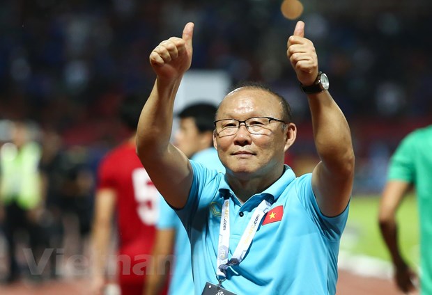 HLV Park: "Chúc bóng đá Việt Nam hoàn thành giấc mơ trong năm mới"