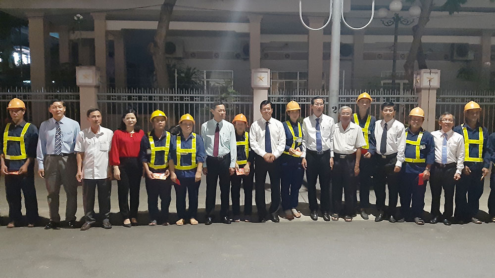 Lãnh đạo tỉnh An Giang chúc Tết các đơn vị làm việc trong đêm giao thừa Xuân Canh Tý 2020