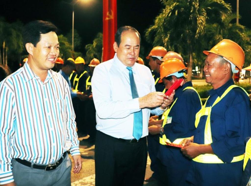 Công ty Cổ phần Môi trường Đô thị An Giang chung tay bảo vệ môi trường, đảm bảo đời sống công nhân