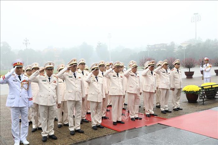 Lãnh đạo Đảng, Nhà nước vào Lăng viếng Chủ tịch Hồ Chí Minh