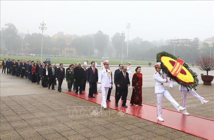 Lãnh đạo Đảng, Nhà nước vào Lăng viếng Chủ tịch Hồ Chí Minh