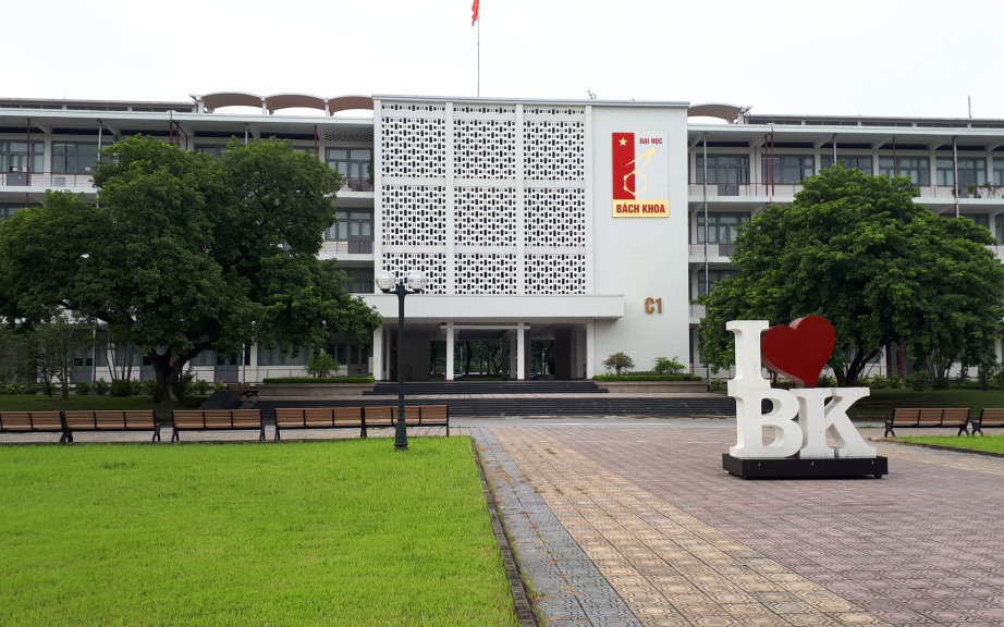 Hơn 100 trường đại học điều chỉnh lịch học và học trực tuyến để phòng chống dịch do virus Corona