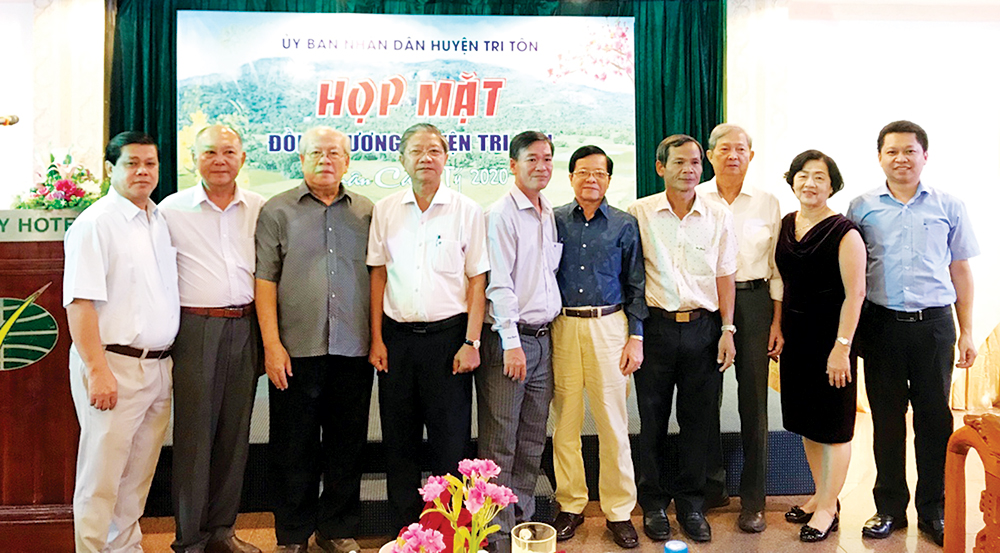 Tri Tôn nỗ lực chăm lo cho người dân