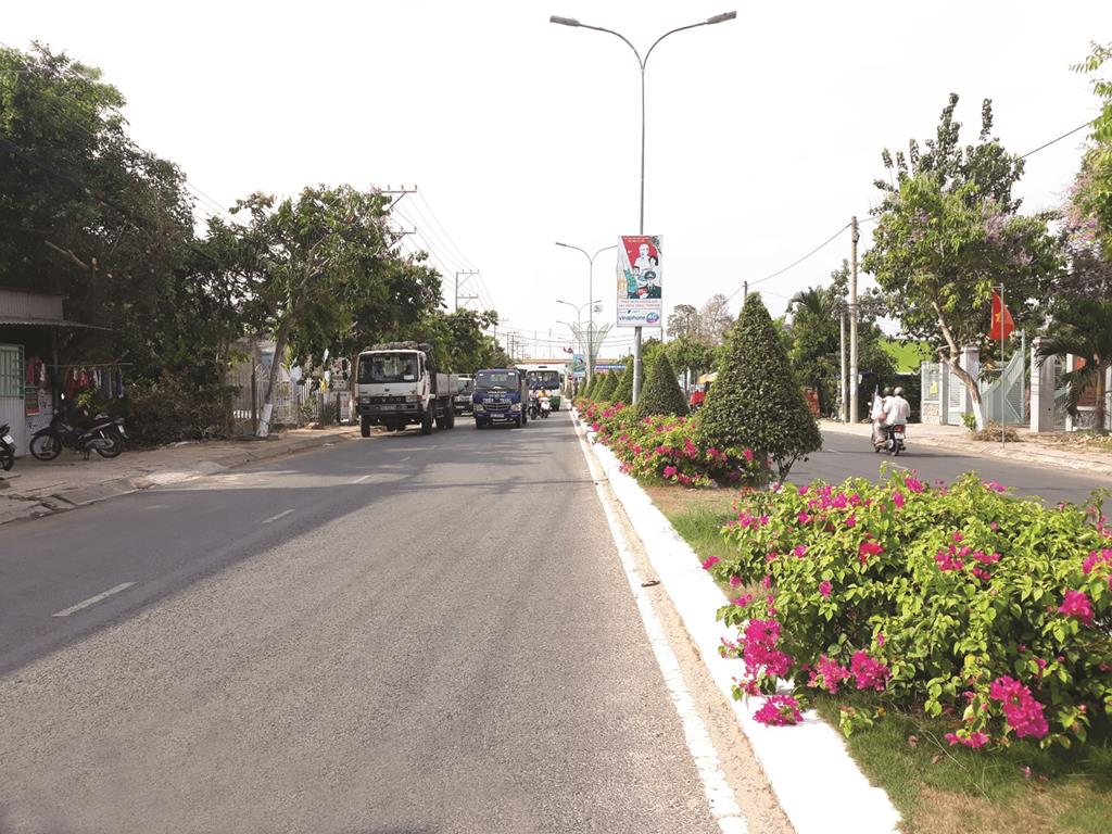 Giao thông đáp ứng nhu cầu phát triển kinh tế - xã hội