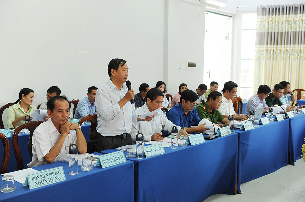 Thường trực HĐND tỉnh An Giang khảo sát công tác phòng, chống dịch bệnh viêm đường hô hấp cấp do chủng mới của vi rút Corona tại huyện Tịnh Biên