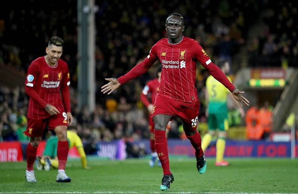 Sadio Mane cán cột mốc 100 bàn, Liverpool nhọc nhằn "vượt cạn" trước đội bét bảng