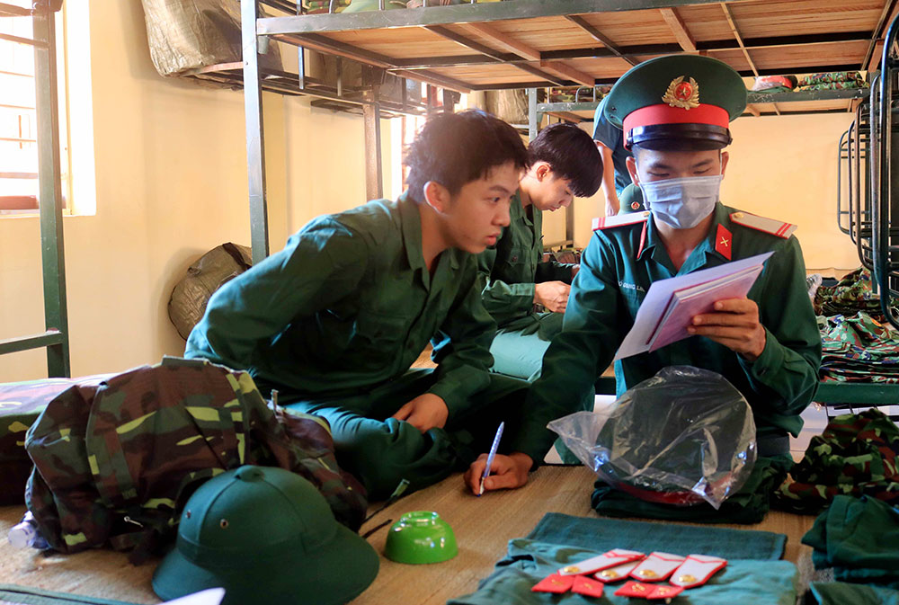 Hoàn thành công tác giao nhận quân tại Lữ đoàn 950