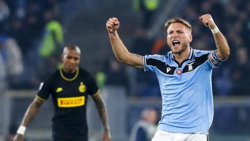 Thua ngược Lazio, Inter Milan mất ngôi đầu Serie A về tay Juventus