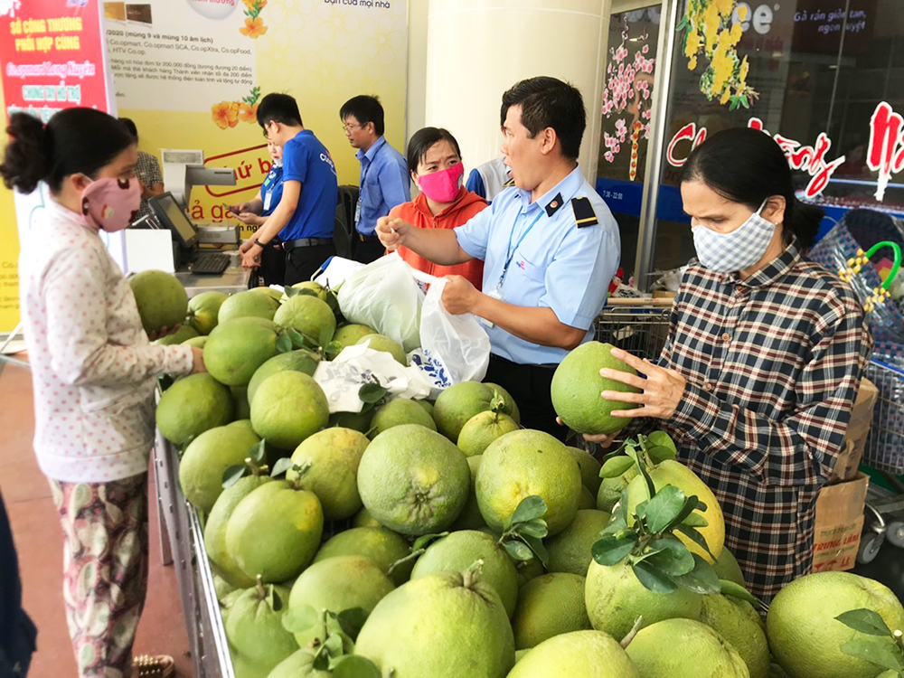 Hỗ trợ tiêu thụ sản phẩm nông, thủy sản cho nông dân
