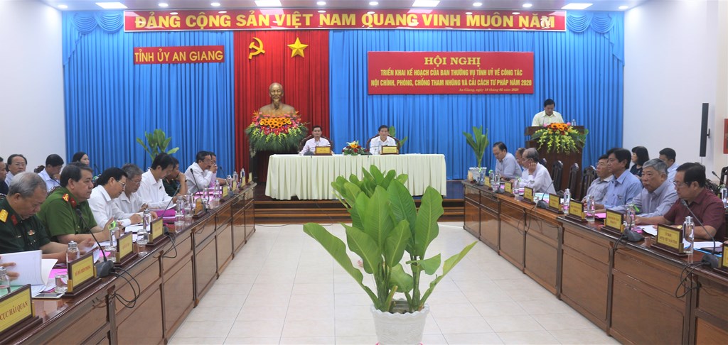Cần kịp thời phát hiện và xử lý nghiêm minh các đối tượng, vụ tham nhũng