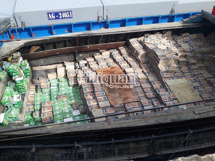 Hải quan An Giang khởi tố vụ buôn lậu nước ngọt trên 8,6 tỷ đồng