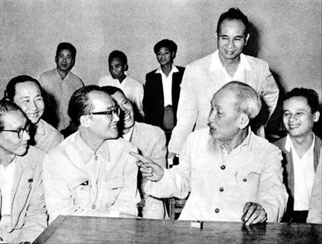 Chủ tịch Hồ Chí Minh với ngành y tế