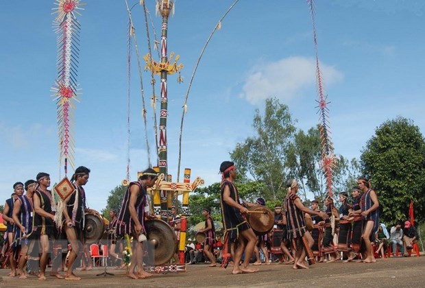Bảo tồn và phát huy giá trị không gian văn hóa cồng chiêng Tây Nguyên